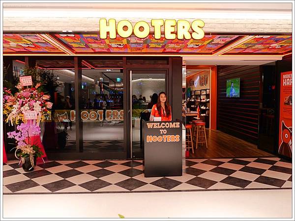 hooters a13,hooters 價位,hooters 台北信義,hooters 呼拉圈時間,hooters 訂位電話,hooters 遠百,hooters菜單 @壞波妞の旅行食踨