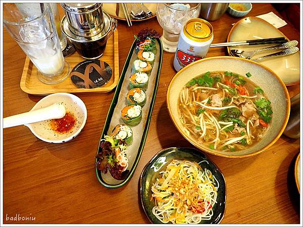 【食】【台北】沐越Mu Viet越式料理 - 王品再出手打造無國界美食，服務滿分，餐點也很合口味 - 沐越 菜單 - 壞波妞の旅行食踨