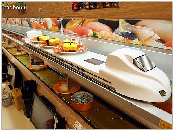 【食】【東京】海鮮三崎港 御徒町．平板點餐、新幹線列車直送的壽司店 - 上野美食 - 壞波妞の旅行食踨