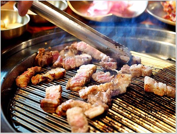 【食】【台北】正宗韓國烤肉Meat Love 橡木炭直火烤肉 奢華上市 - 台北(燒肉) - 壞波妞の旅行食踨