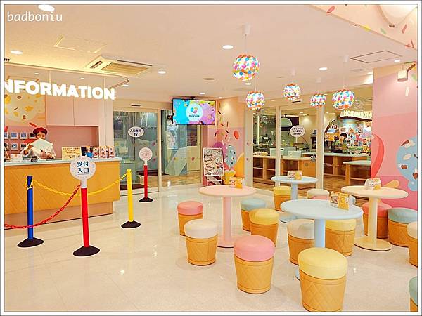 【遊】【沖繩】沖繩親子景點 Blue Seal ICE PARK．沖繩必吃冰淇淋店最新設施，來這邊DIY一隻專屬於自己的冰淇淋！ - 沖繩景點推薦 - 壞波妞の旅行食踨