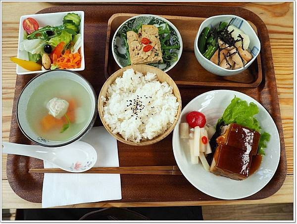 台中 日式定食,台中 本町道 @壞波妞の旅行食踨